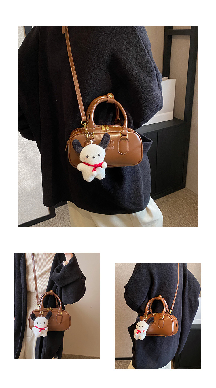 Nuova borsa piccola retrò con design di nicchia, borsa da donna di fascia alta, borsa a tracolla singola con accessori appesi, borsa piccola portatile elegante_voghion.com