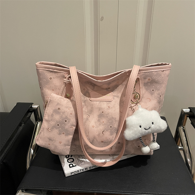 Bolso de moda de moda temperamento versátil bolso de hombro de gran capacidad 2026 nuevo bolso de brazo de viaje simple casual