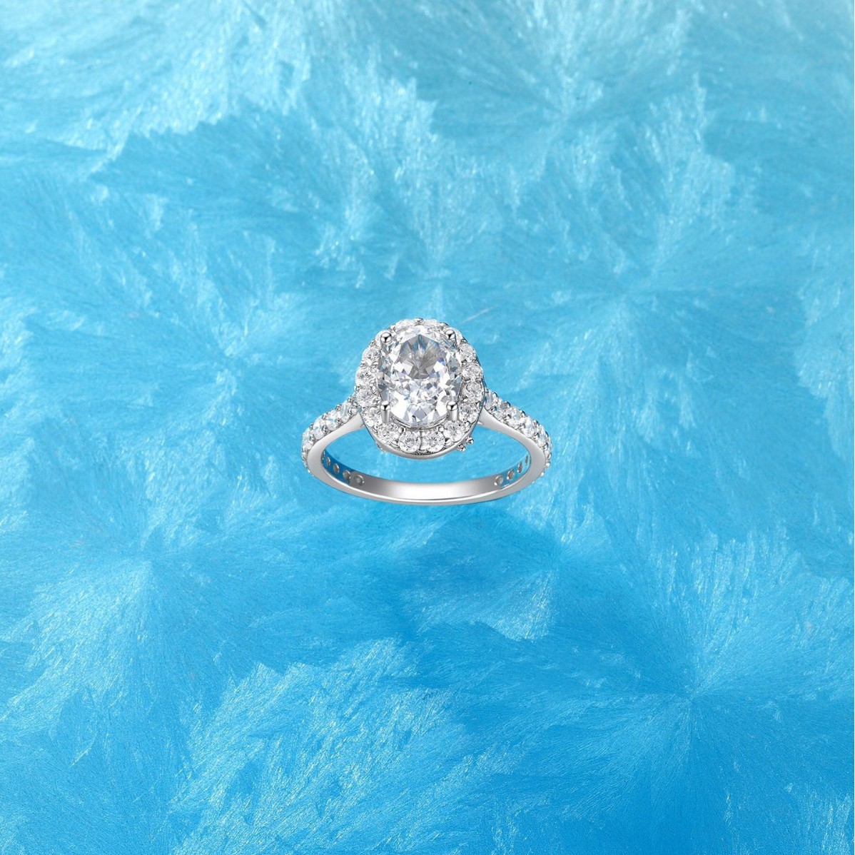 Wedding ring, light luxury style, silver 925 sample, diamond encrusted