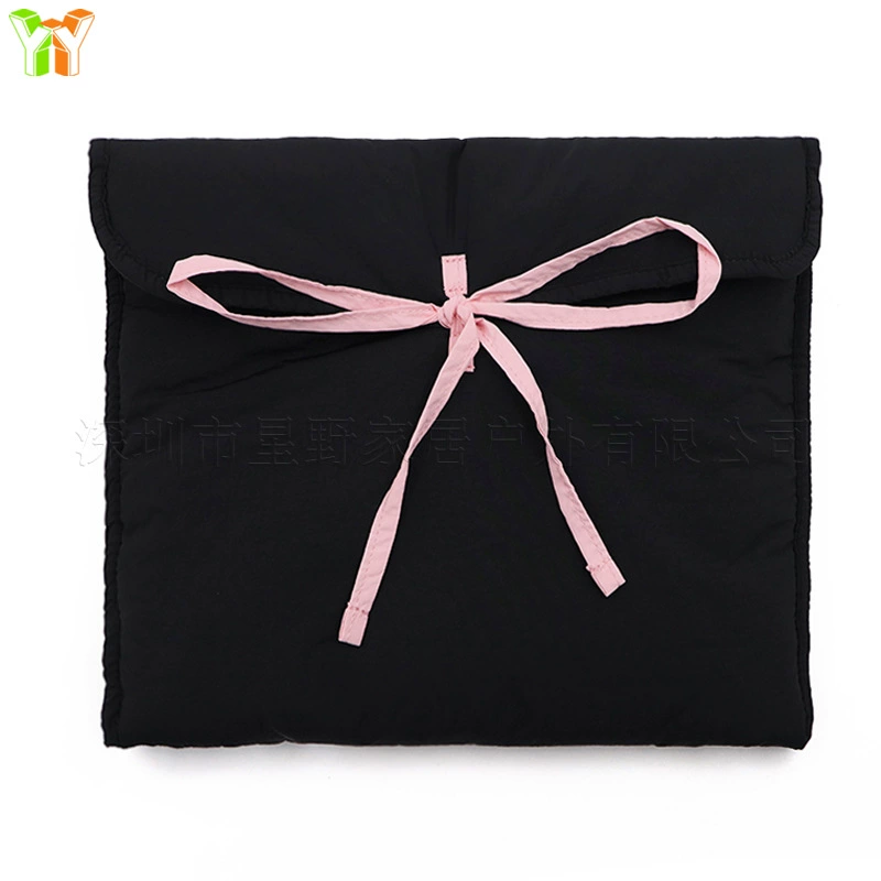 Tablet laptop with bow, quilted organizer bag, (Physicals)