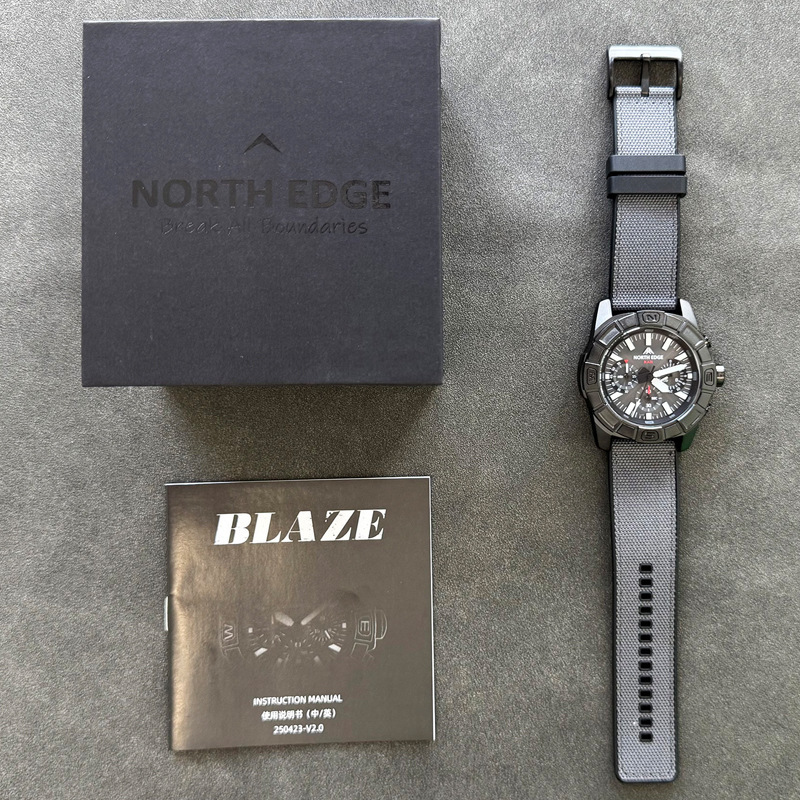 Outdoor Men's Fashion Business Quartz Watch Solar Charging Multi-Function Three-Eye Timing Waterproof Light Kinetic Energy Watch