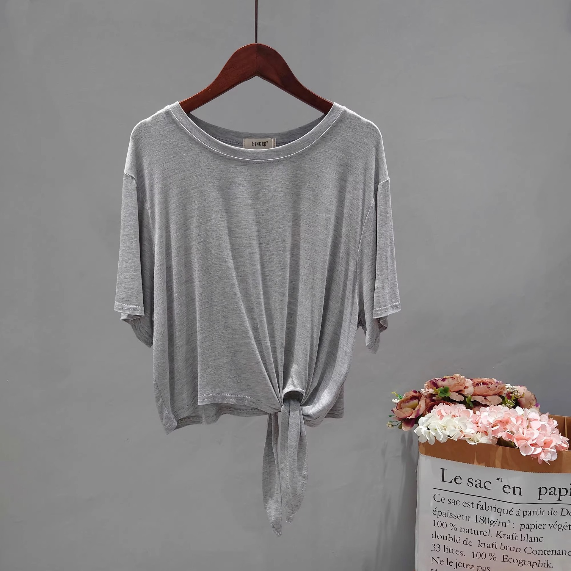 ブランド貿易~カットラベルカウンター不規則裾結びショートモーダルTシャツ半袖ルーズトップイン