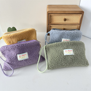�nϵins�Lë�q���X���¿��R����ɫ�ռ{��Ůʿ�������ڼt�S���ռ{
