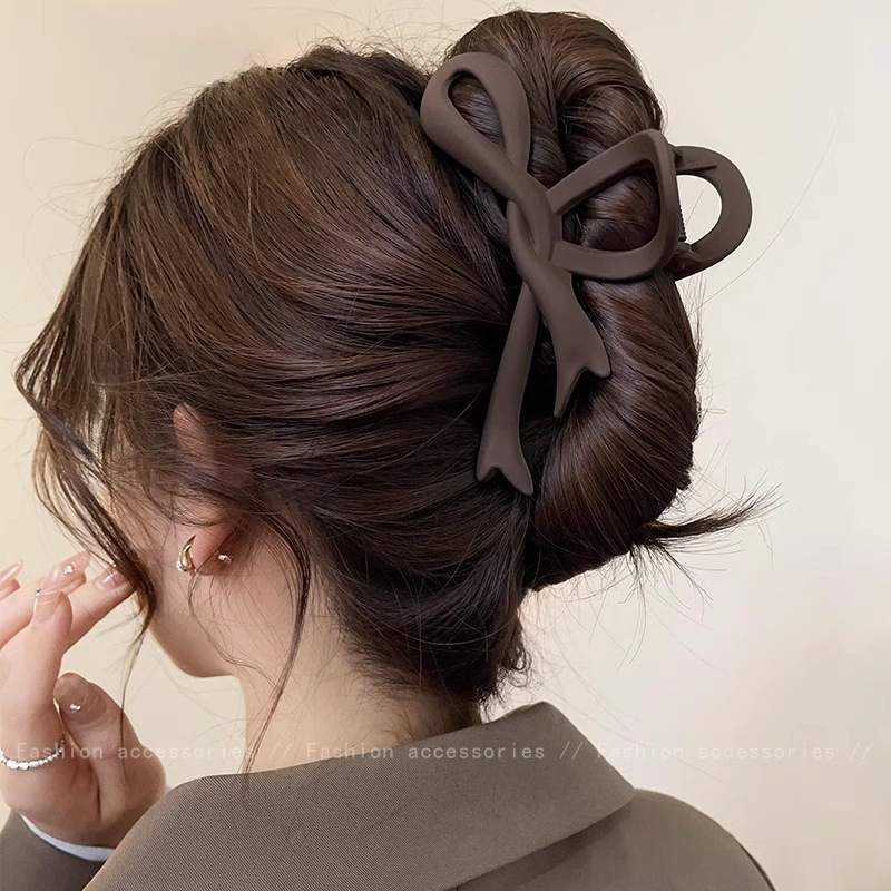 Nuevo cabello de gran tamaño más rascar broca de cabello de arco temperamento de alto nivel amoroso detrás del cerebro broca de perla tiburón