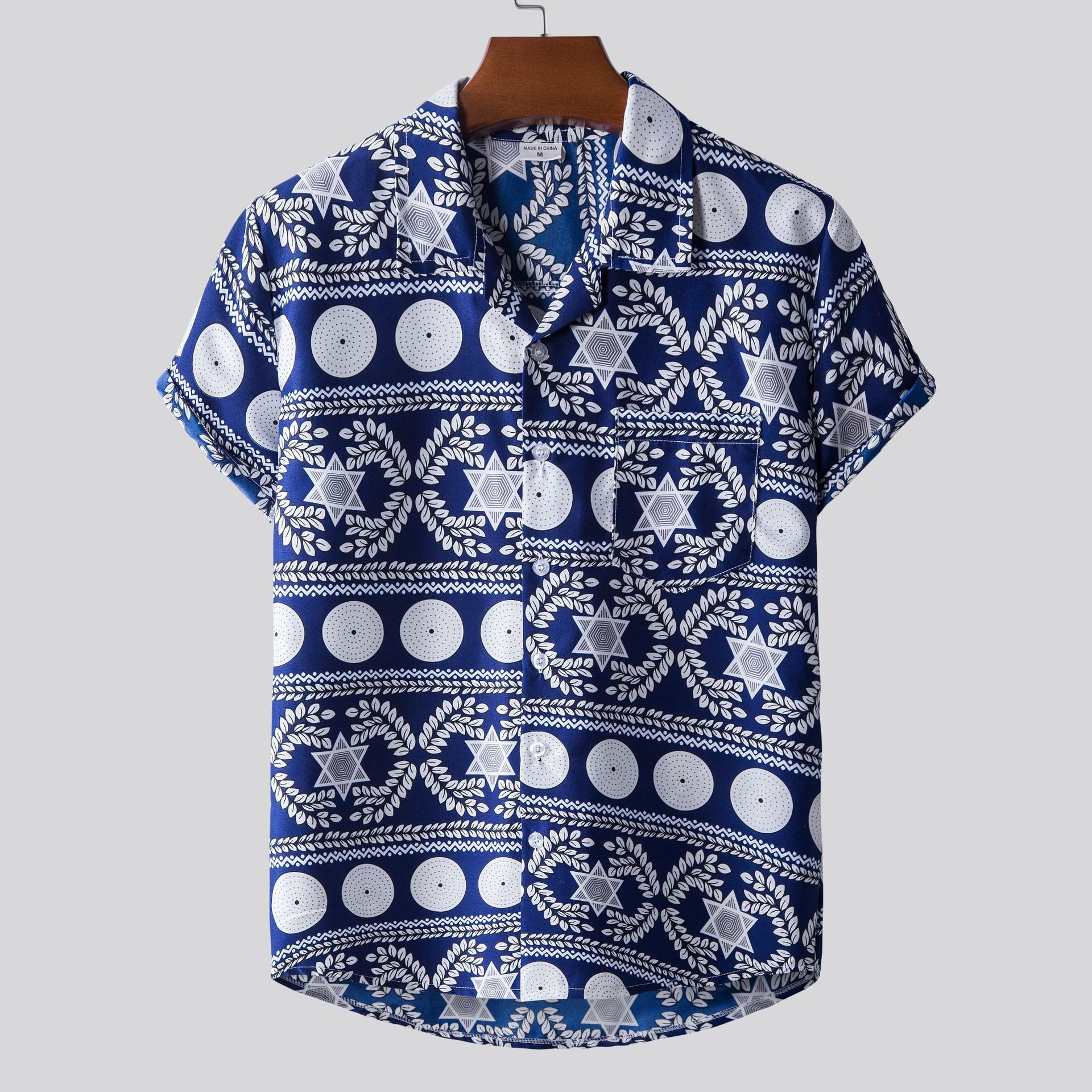 Suministro de comercio exterior transfronterizo 2021 Camisa de manga corta hawaiana estampada estilo étnico para hombres Camisa de manga corta para hombres