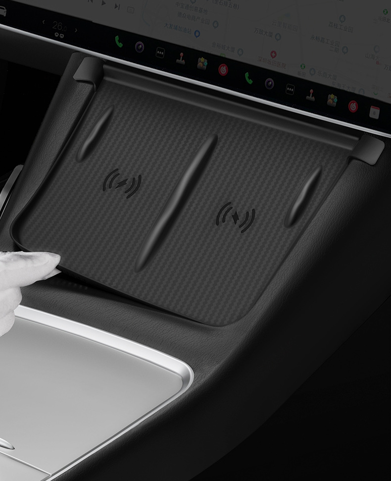 Suitable for Tesla's New Version of Model 3/Y/Yl Central Control Wireless Charging Silicone Pad Anti-Slip Protection Car Accessories