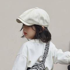 春と秋の帽子が流行しています。