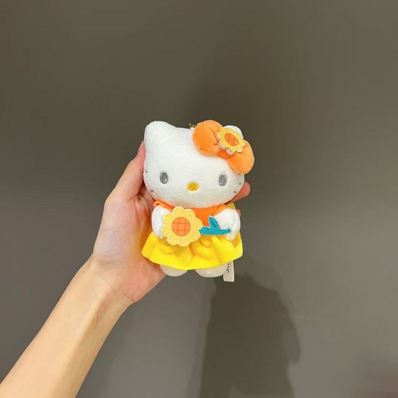 正版授权向日葵hellokitty挂件挂饰书包装饰女毛绒公仔钥匙扣|undefined