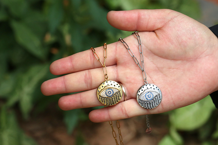 Copper Material Fashion Copper Micro-encrusted Zircon Devil's Eye Pendent Short Sweater Chain