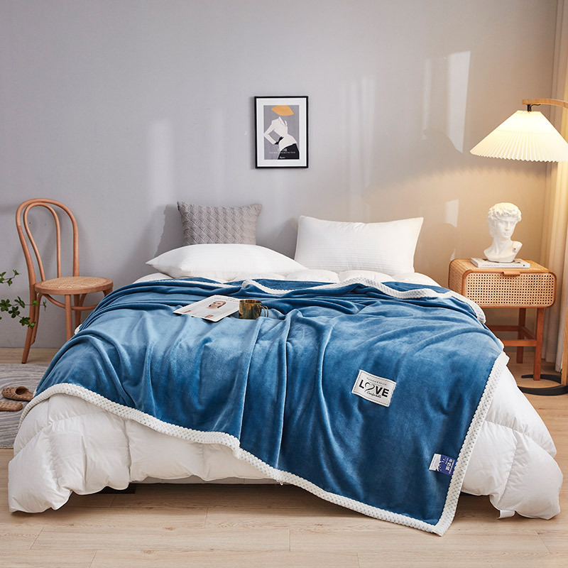 Gift blanket event gift box milk velvet thickened blanket sofa cover nap blanket can be printed with logo