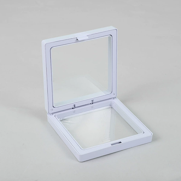 White storage box, 9×9cm