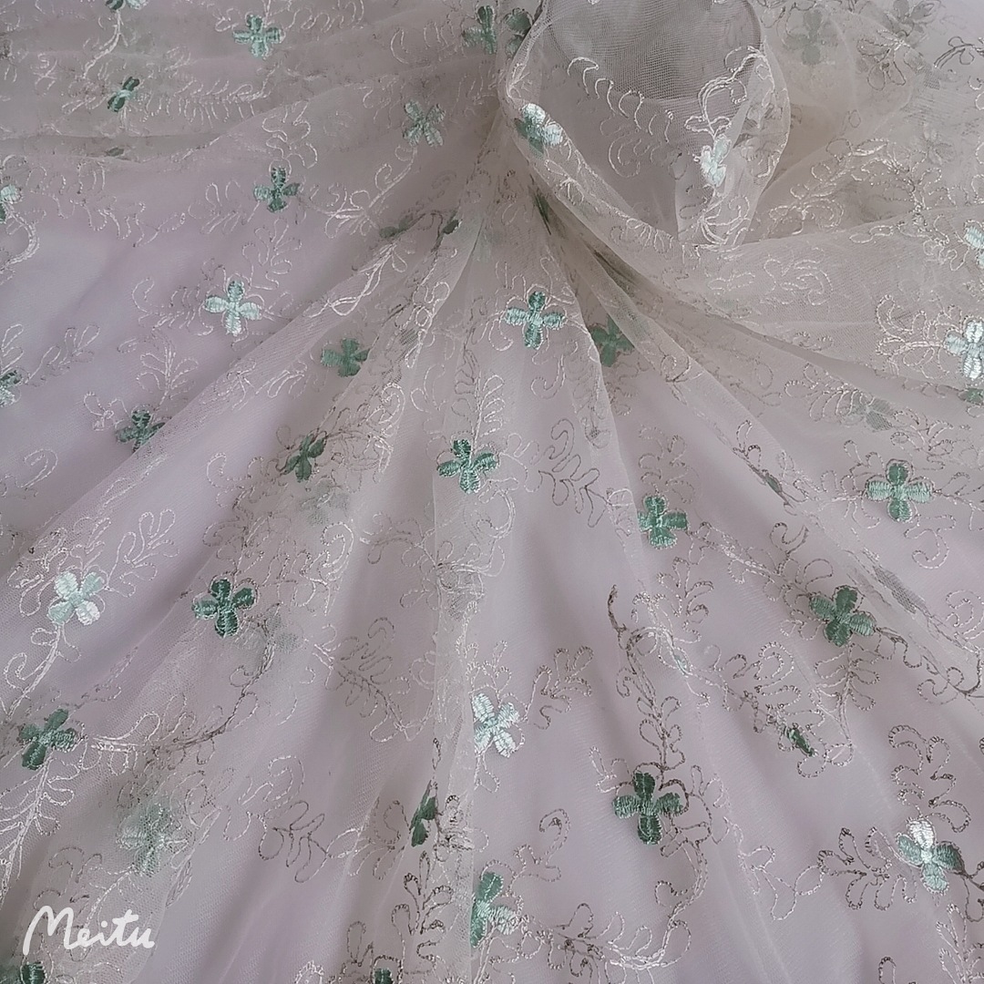 现货供应~特密锦加强网绿色小花金丝叶子刺绣 小清新裙装等面料