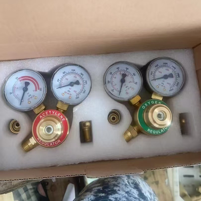 亚马逊热销 铁皮上盖减压器 亚马逊氧气减压器 外贸减压器 美式减