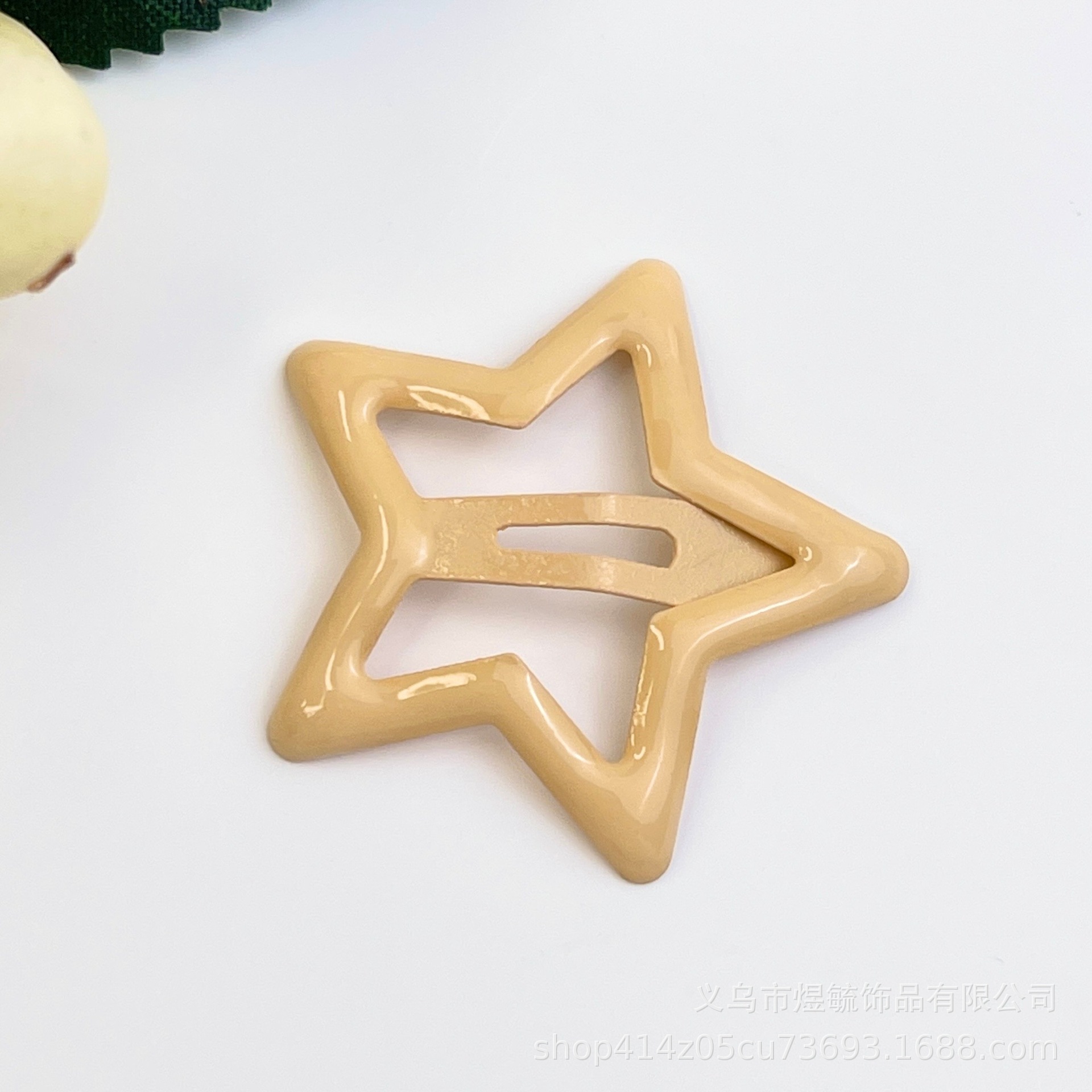 다채로운 드립 스타 클립 3.2cm 우유 차