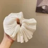 Бежевый (≈20 см)