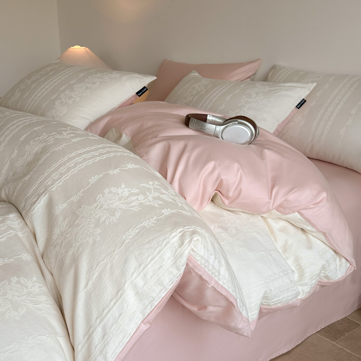 A clase Jacquard 60 cama de cuatro piezas de algodón 100% algodón ligero de lujo de alta calidad sábanas de cama de tres piezas