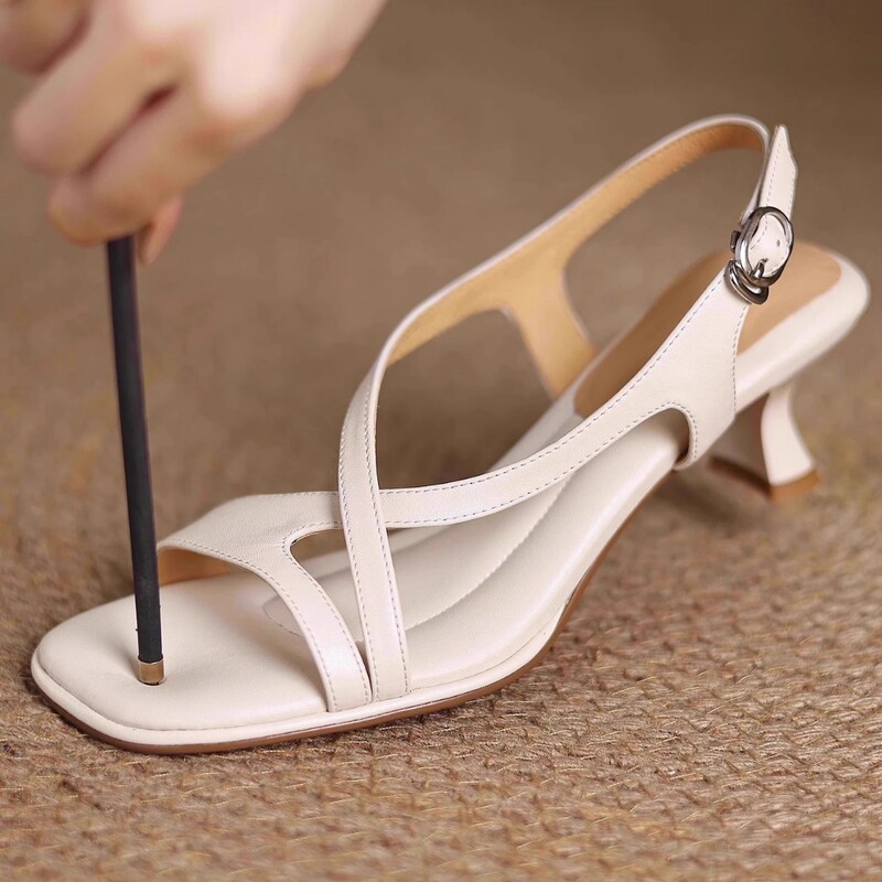 French-Style Beautiful Super-Soft Small Sandals for Women to Wear in Summer, Thick Heels, Soft Soles, High Heels That Don'T Tire Your Feet, and Skirts