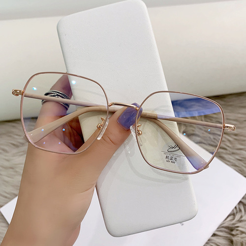 New anti-blue light glasses, brown for myopic men and women, plain face, small face, can be equipped with large square glasses frame