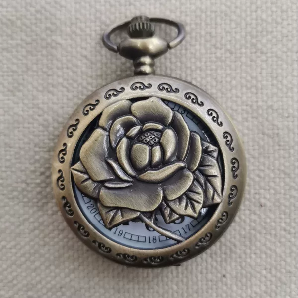 Peony flower hollow pocket watch necklace vintage jewelry wholesale fashion watch Korean sweater chain large