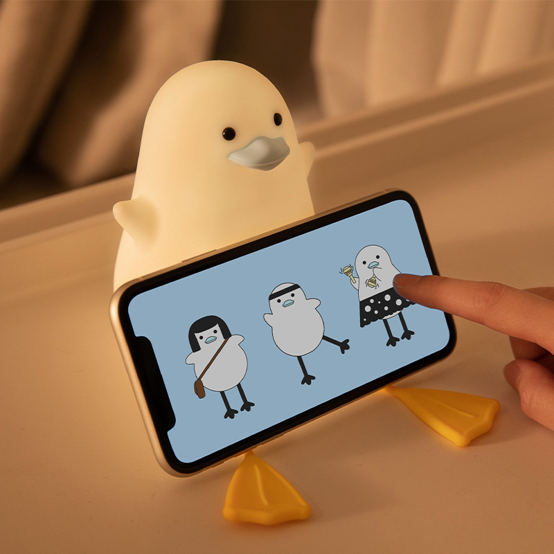 アヒルのシリコンランプがランプをたたいて寝室のベッドのヘッドライトusb充電と睡眠ランプの誕生日プレゼント寮のベッドのヘッドライト