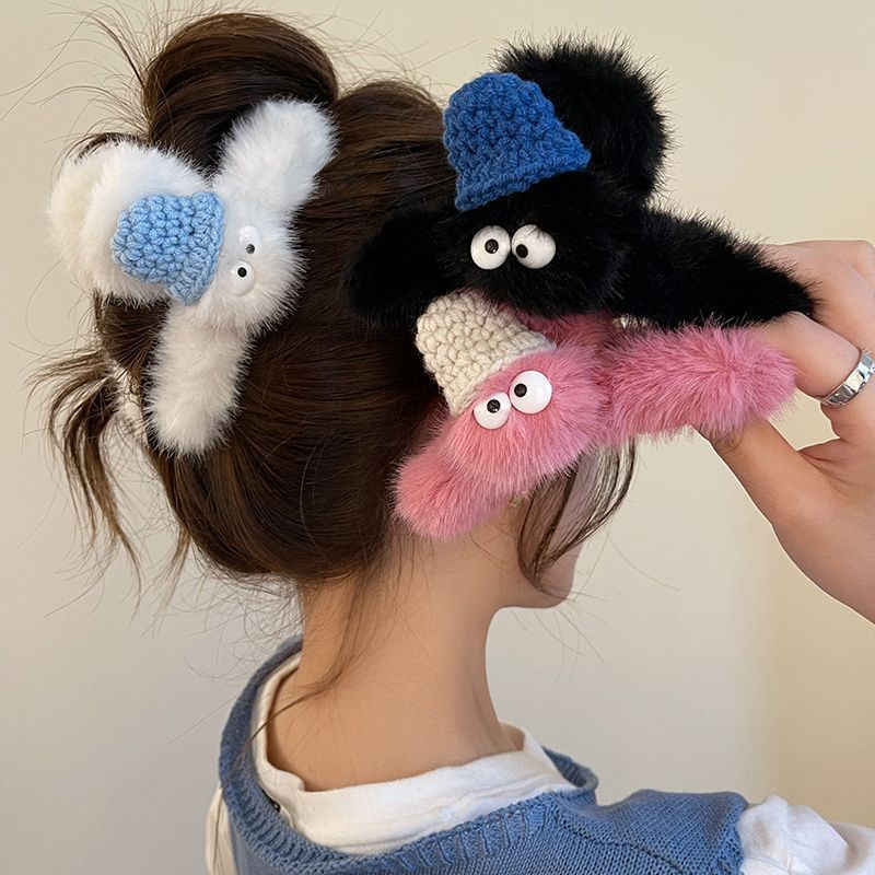 2025秋冬新款毛绒卡通抓夹可爱萌趣后脑勺盘发鲨鱼夹发饰女款