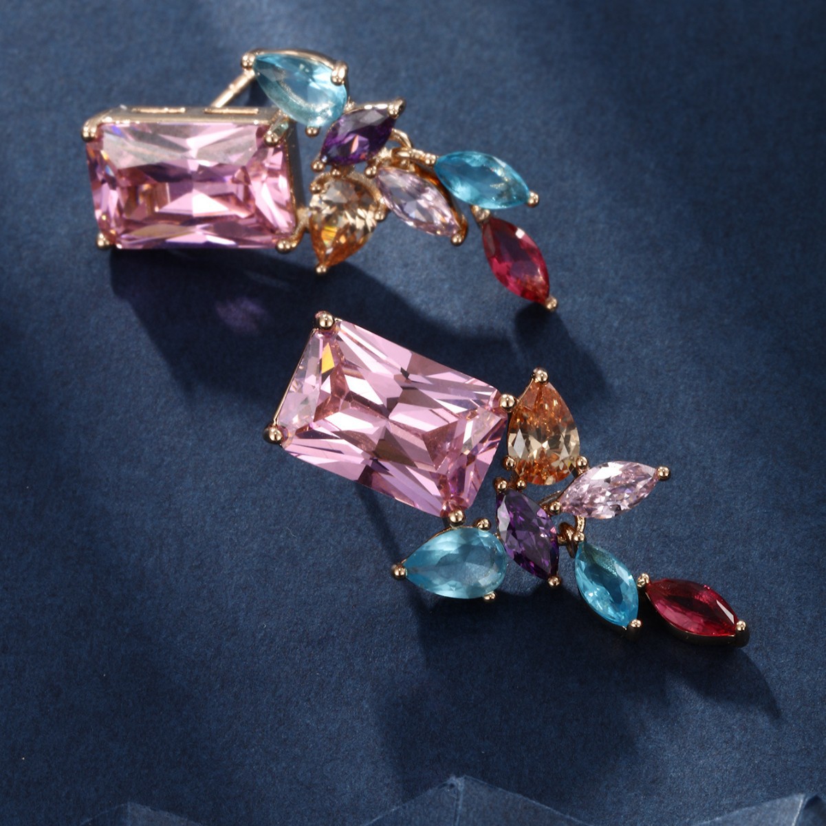 Xupe joyería geométrica imitación gema pendientes color costura cuadrado caballo ojo piedra pendientes Luz de lujo de alto grado pendientes para las mujeres