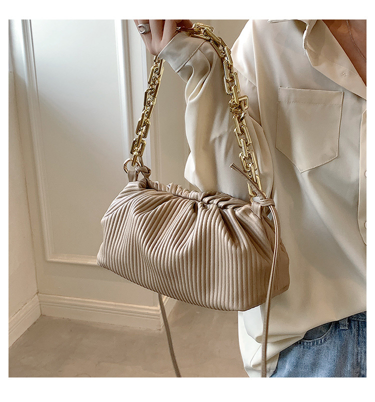 Square Shape Nihaojewelry Casual Solid Color Folds Single Shoulder Cross-body Thick Chain Handbags Wholesale