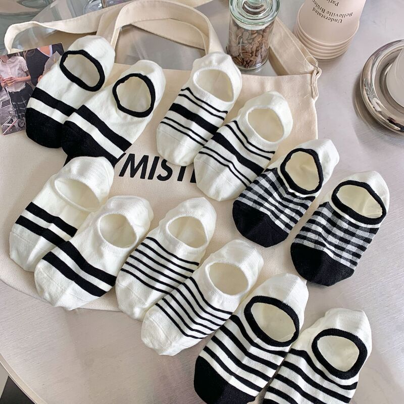 Socks Women Boat Socks Summer Thin Heel Non-slip Silicone Invisible Socks Black and White INS Trendy Striped Short Socks Wholesale Socks Women Boat Socks Summer Thin Heel Non-slip Silicone Invisible Socks Black and White INS Trendy Striped Short Socks Wholesale