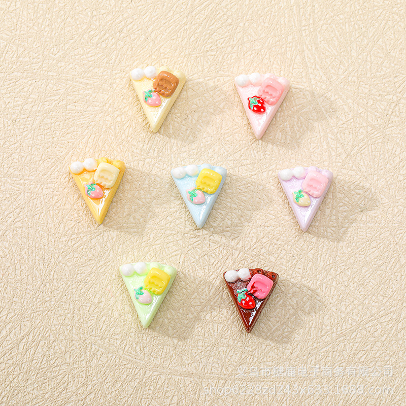 Mini Triangular Three-Dimensional Cake Food Toy Children's Fun Resin Accessories Glossy Mobile Phone Case Refrigerator Magnet Nail Art Materials Wholesale