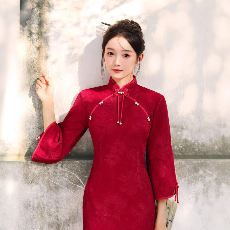 2025 Spring New Bride Show Daily Comfortable Soft Color Medium Long Red Cheongsam Engagement Long Sleeve 2025 Spring New Bride Show Daily Comfortable Soft Color Medium Long Red Cheongsam Engagement Long Sleeve