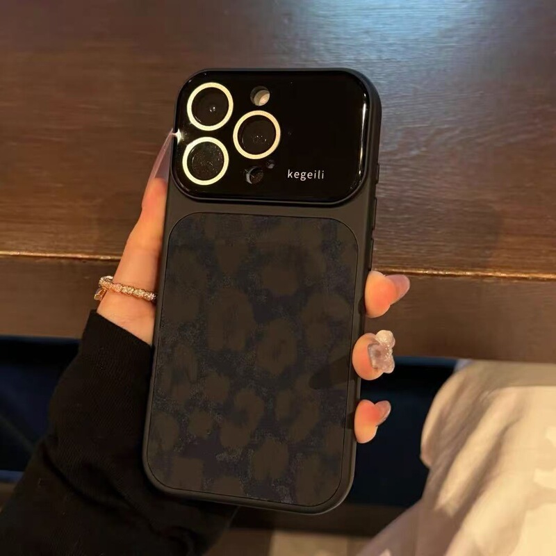 Autumn and winter simple leopard print leather phone case with a large viewing window, suitable for iPhone 18 Pro Max, Apple 17, and new models of iPhone 16 and 15