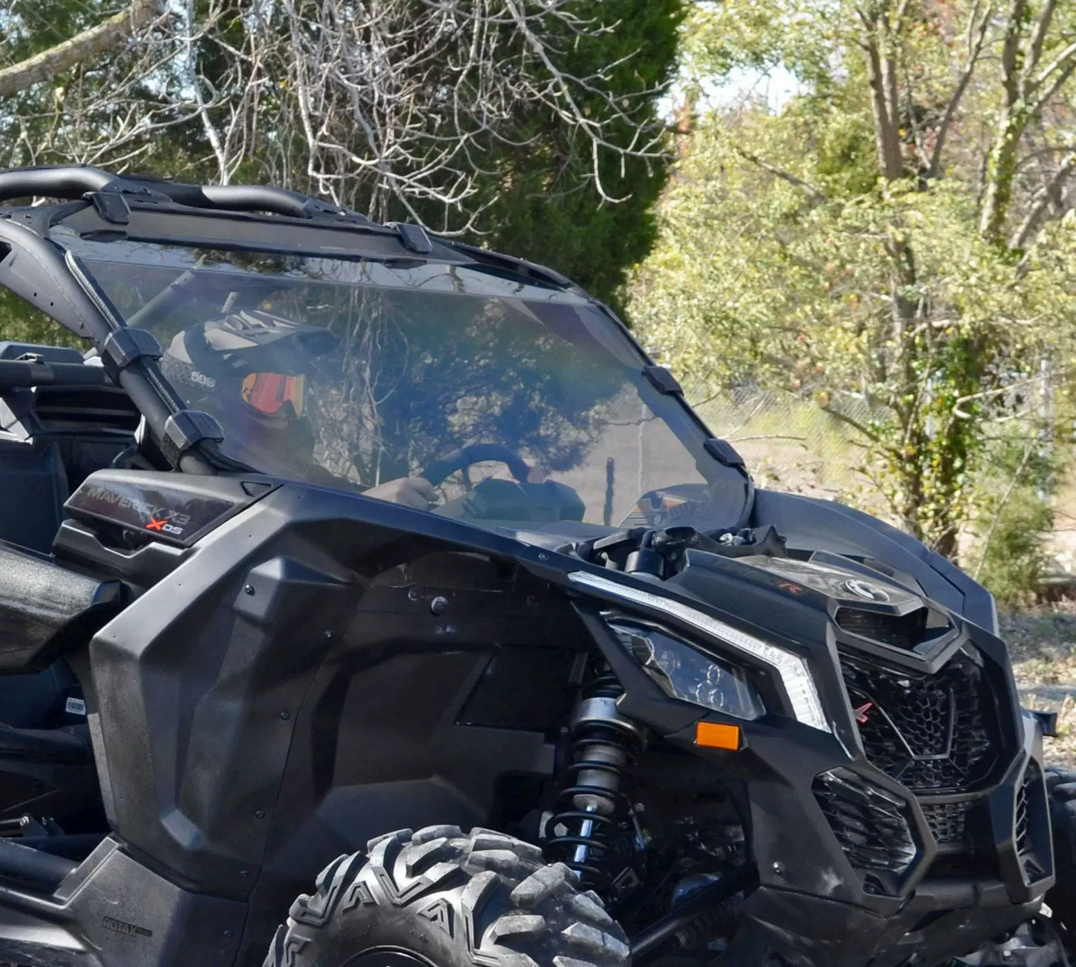 庞巴迪独行侠X3挡风玻璃 全挡 6MM  PC镀膜材质