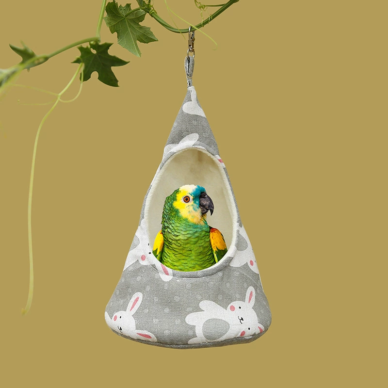 Amazon поставляет гнезда для домашних животных, теплые гнезда для хомяков, подвесные гнезда для попугаев, зимние теплые и утолщенные трансграничные гнезда.