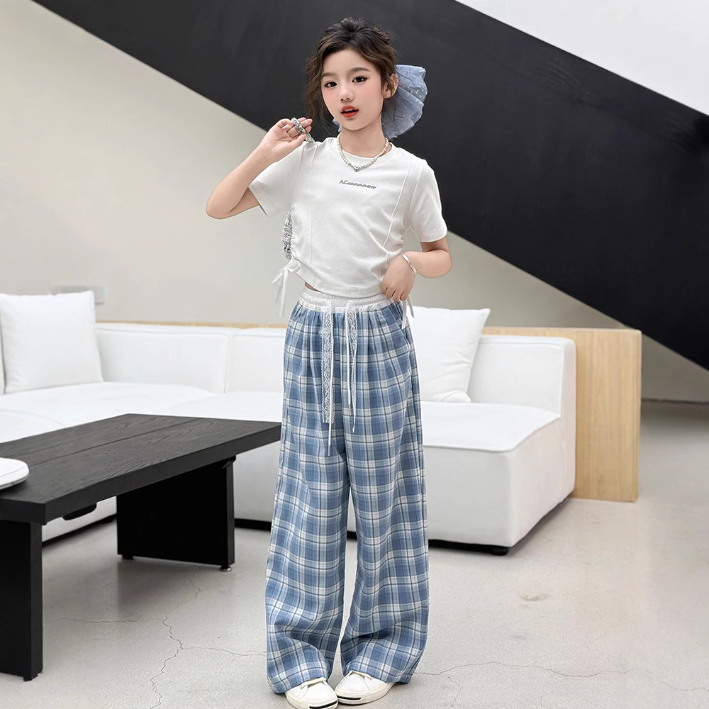 Girls' Summer Short-sleeved Plaid Pants suit 2025 New Style Summer T-shirt Children's Plaid Pants Two-piece Set