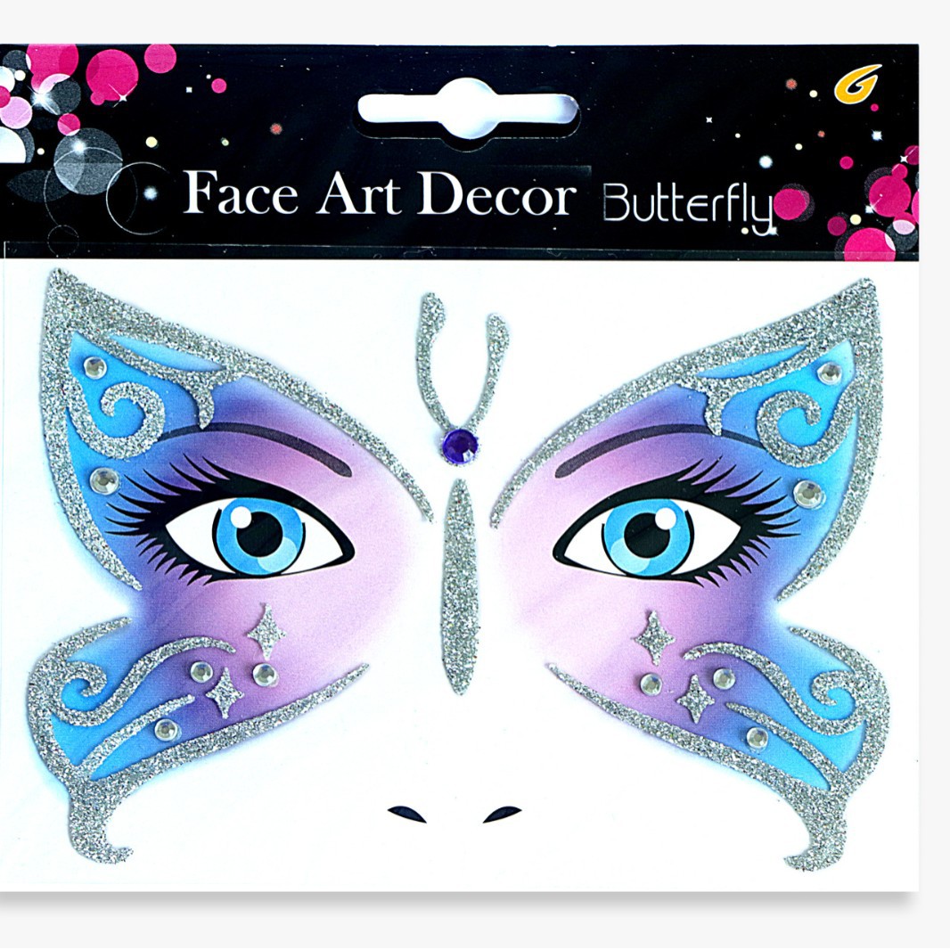 祝日のパーティーの舞台の化粧は顔を貼って化粧のシールを貼ります。