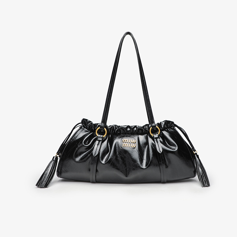 Bolsa de lujo ligera de cuero de textura alta para mujeres 2026 nuevo otoño invierno nicho diseño de hombro bajo la axila bolsa de nube