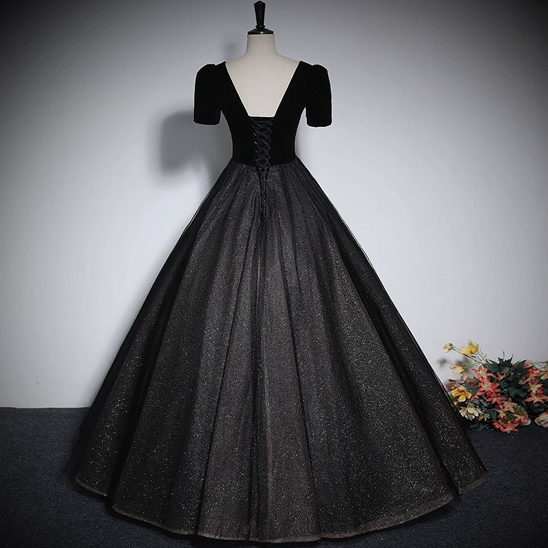 The evening dress atmospher
