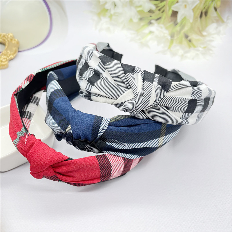 Fashion New Style Cross Knots Large Squares Sweet Hairpins display picture 1