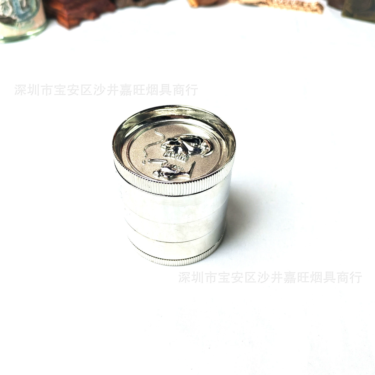 H218 четырехслойная портативная простая металлическая мельница с креативным тисненым узором, герметичная металлическая мельница для дыма