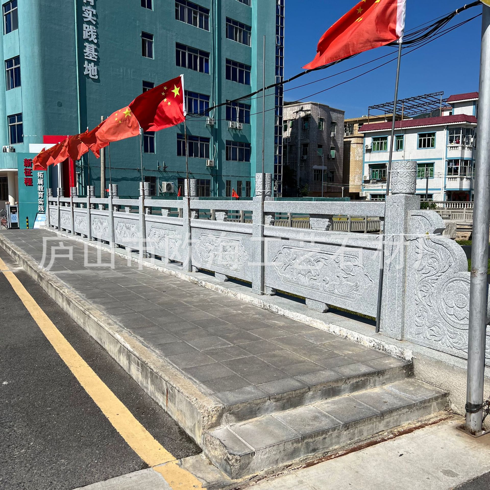 石栏杆厂家花岗岩石雕浮雕栏板石护栏河道景区景观栏杆石围栏