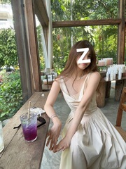 25新款在今夏拥有西太后    巴克斯腰线连衣裙夏褶皱显瘦吊带裙