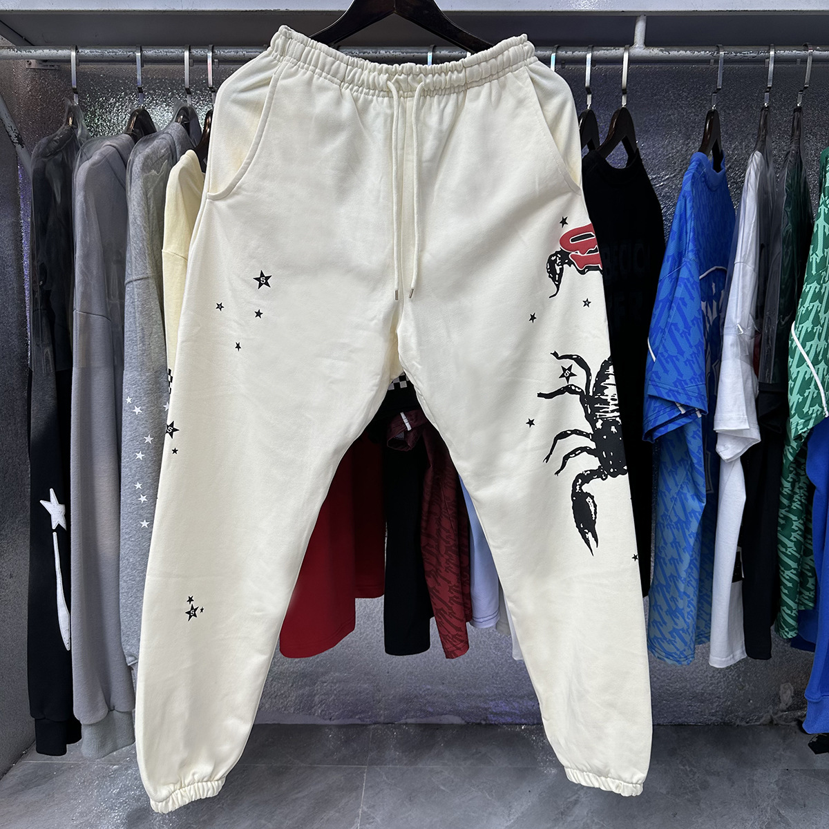 Sp5der cantante de hip hop europeo y americano mismo estilo carta de espuma 555555 impreso hombres y mujeres pareja suéter con capucha moda