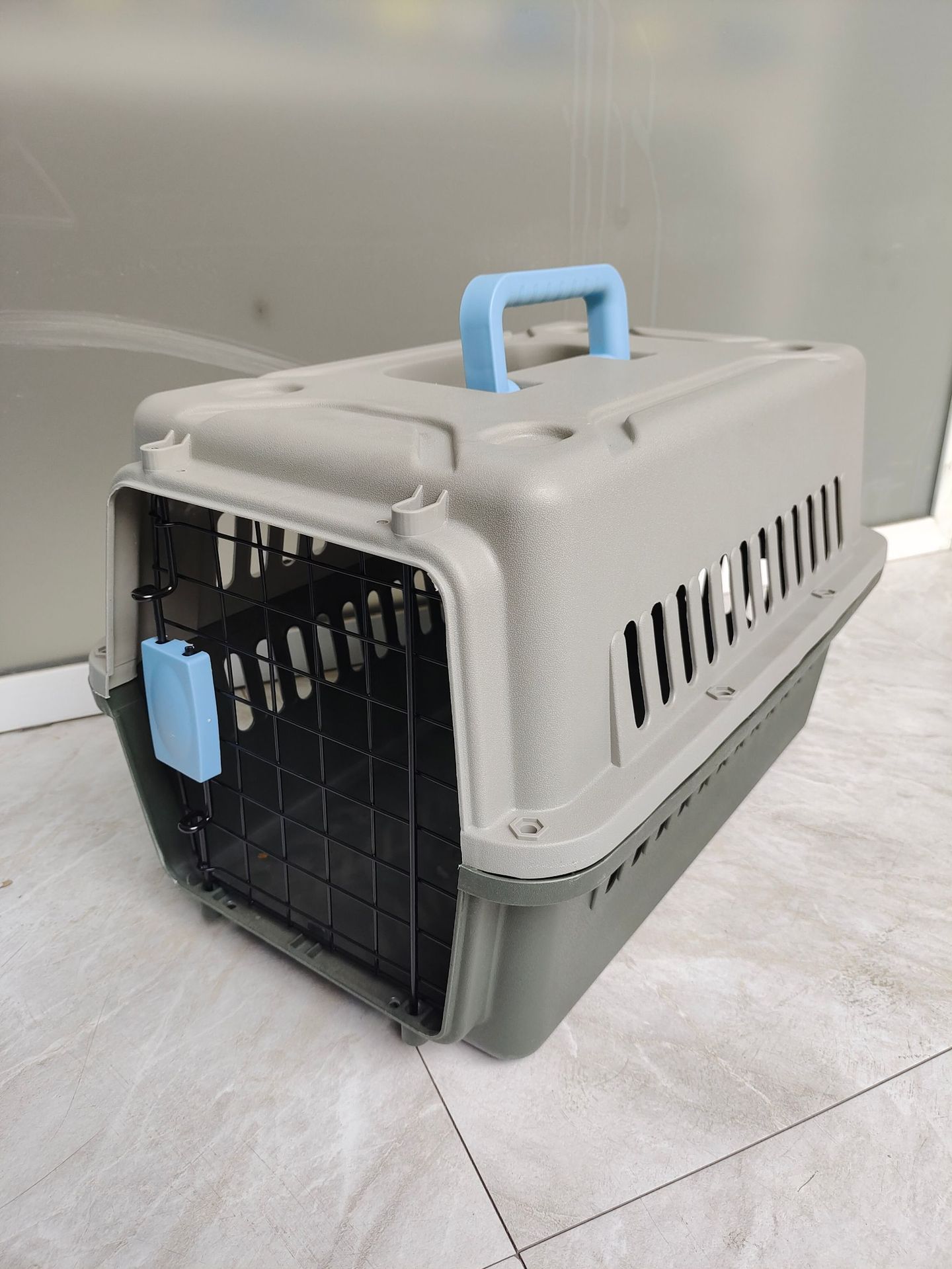 애완동물 비행 케이스(그린 그레이) + 기저귀 장벽