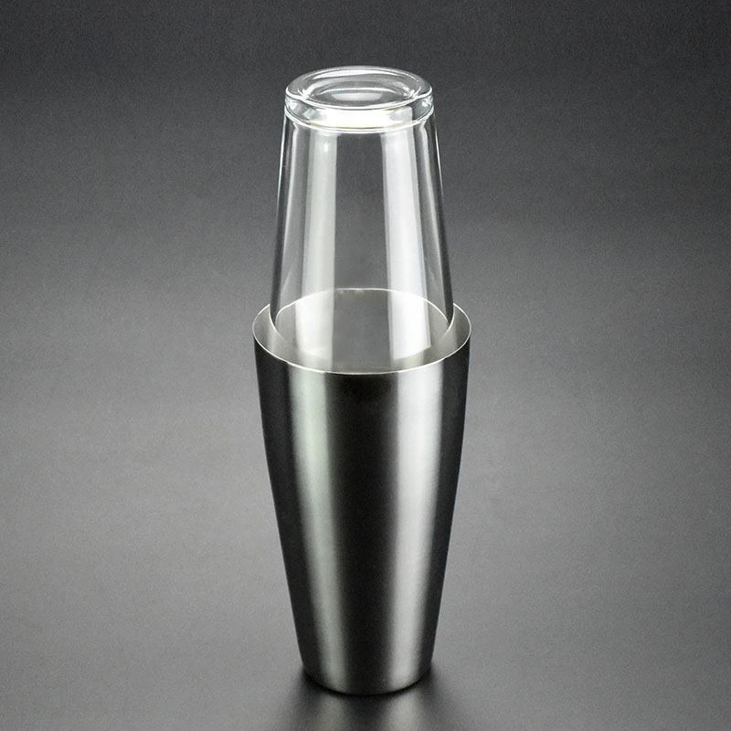 Glass shaker scaled, milk tea, cocktail wineglass