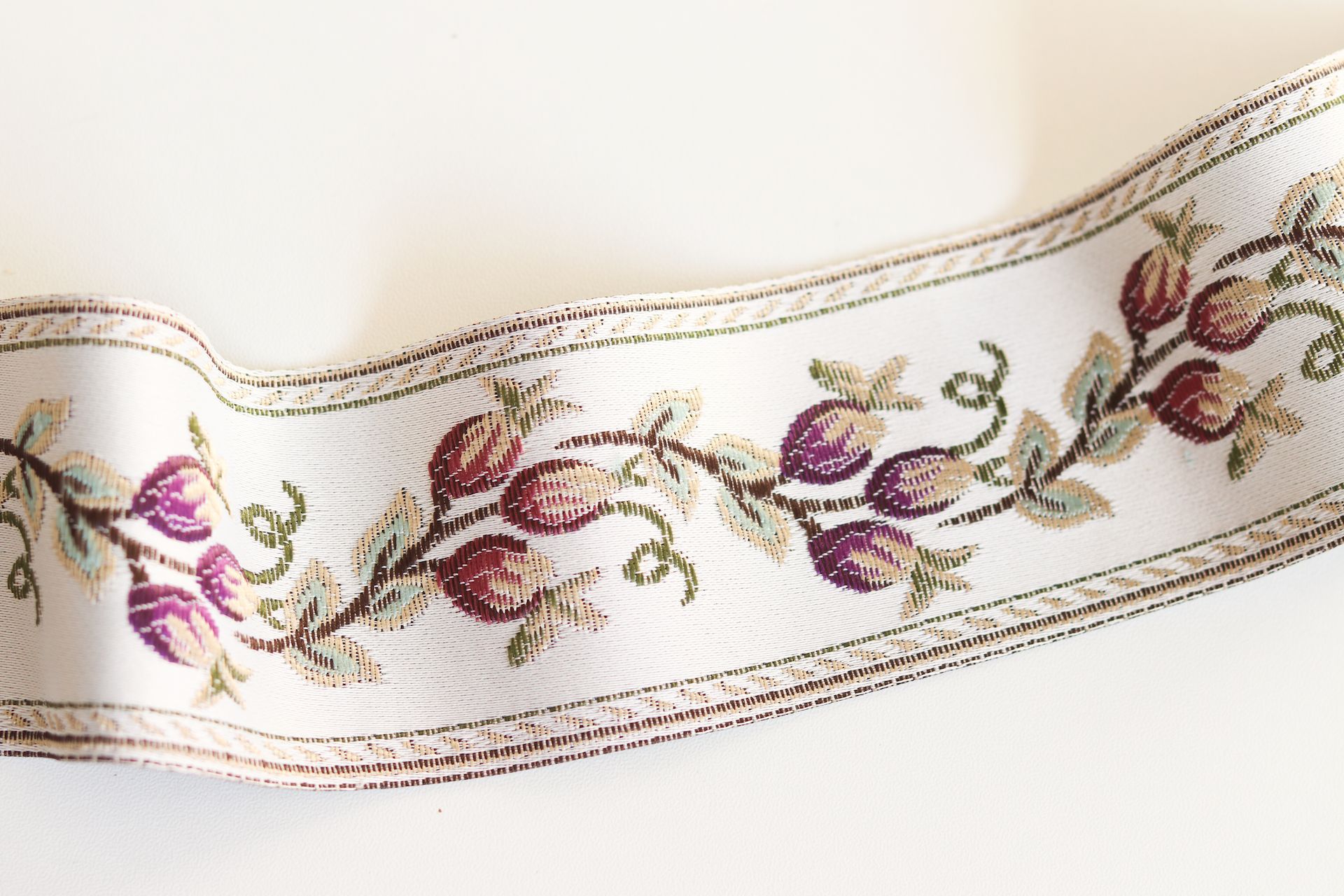 5.6cm de ancho tejido de alta precisión tela jacquard cortina ropa nacional sofá almohada cinta de decoración
