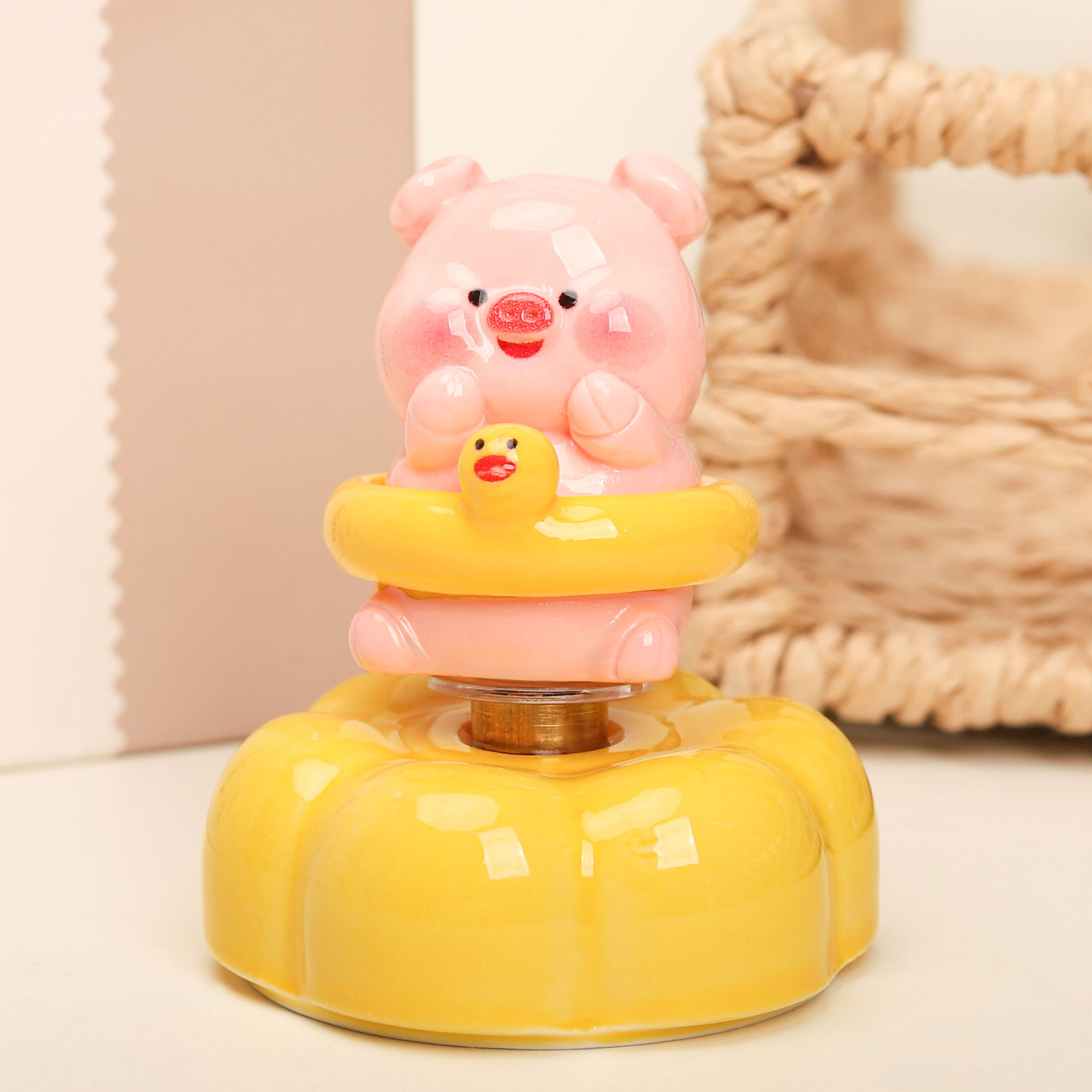 Jingdezhen Ceramic Base Water Park Pig DIY Ornament Stress-Relief Desktop Car Decoration