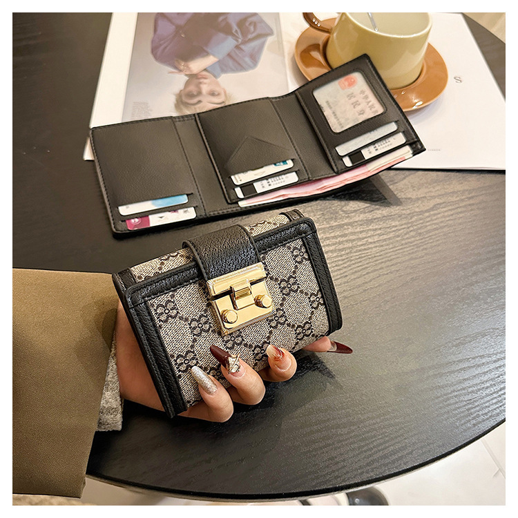 Vintage Monogram Women's Trifold Wallet With Lock And Card Slots_voghion.com