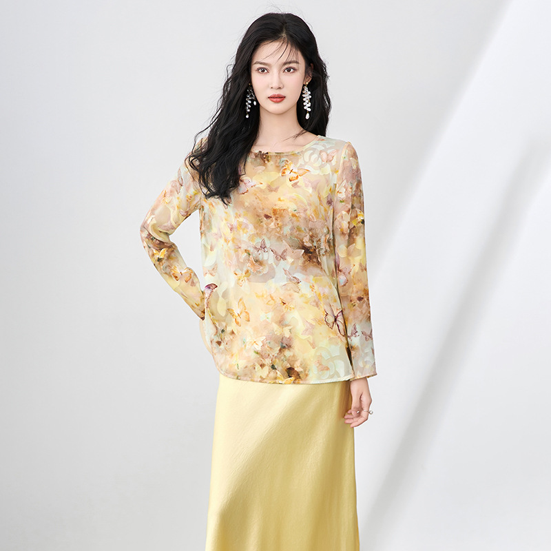 Màu vàng bướm