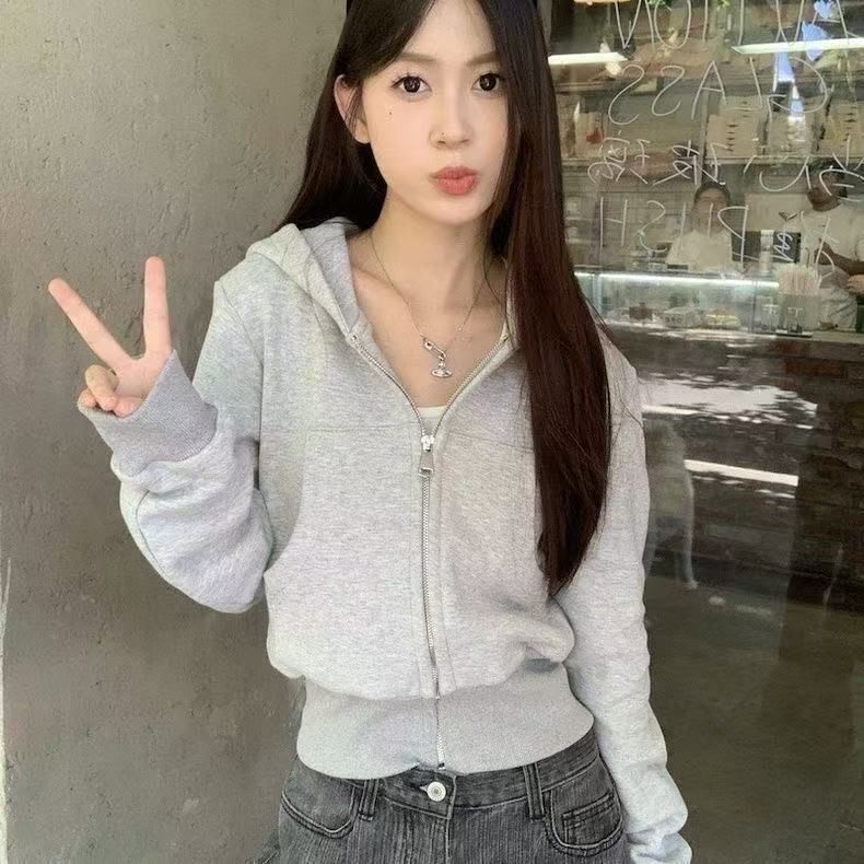 Gray Short Hooded Sweatshirt Zipper Jacket for Women, Spring and Autumn Style, Slim Fit, New Early Autumn Top, Autumn Outfit Cardigan Gray Short Hooded Sweatshirt Zipper Jacket for Women, Spring and Autumn Style, Slim Fit, New Early Autumn Top, Autumn Outfit Cardigan