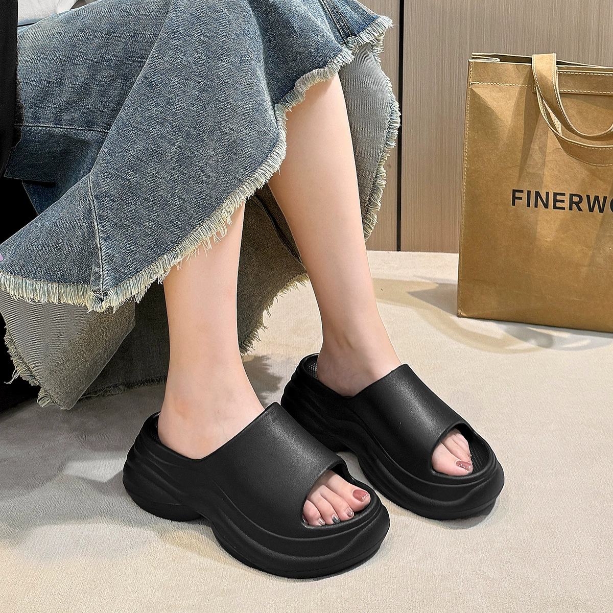 Женские тапочки на высоком каблуке на толстой подошве, дышащие, нескользящие, износостойкие тапочки, летние уличные домашние сандалии от производителя оптом